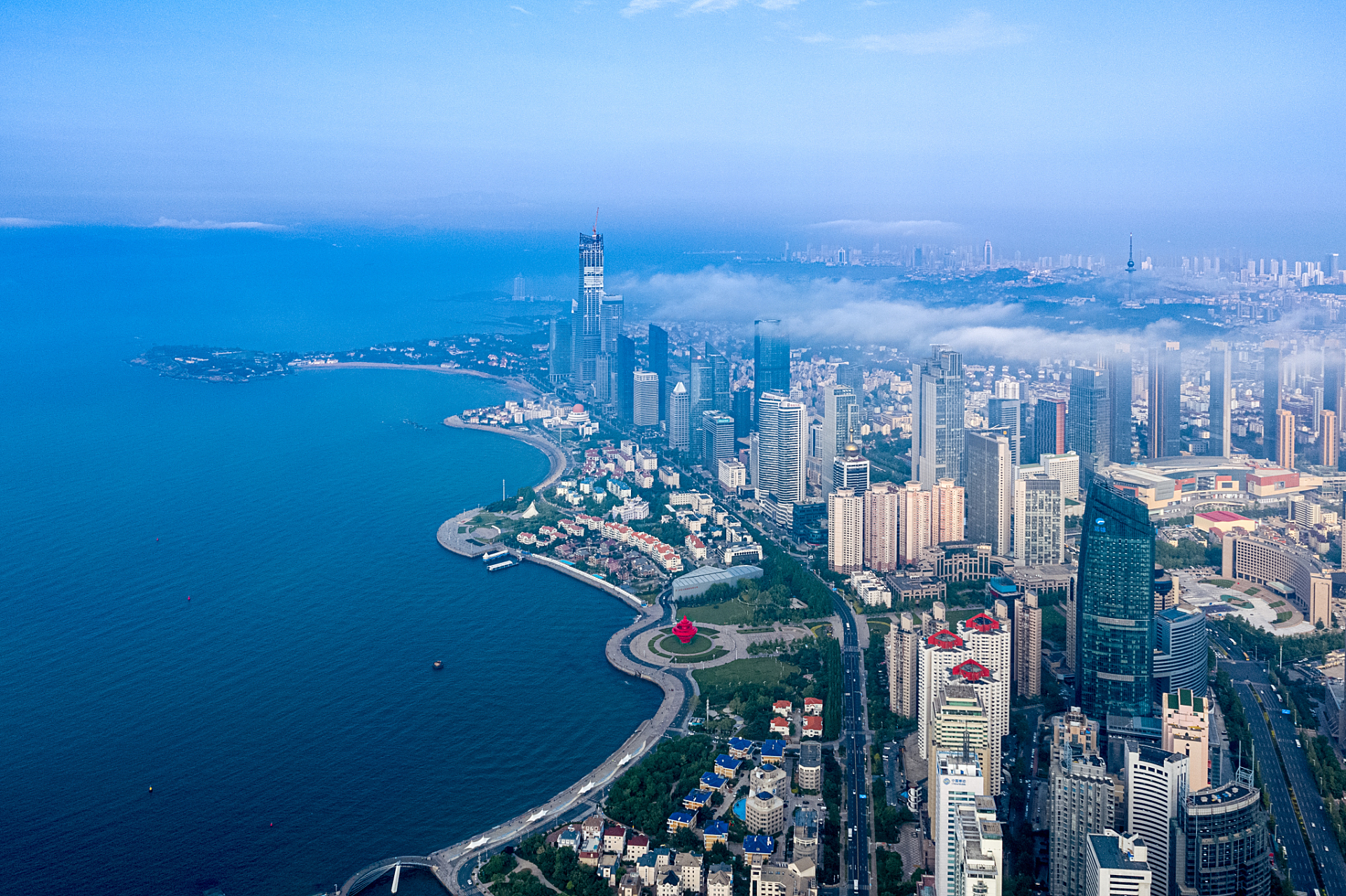 山东之声，致敬听众，亲爱的朋友们，共同聆听美好时光